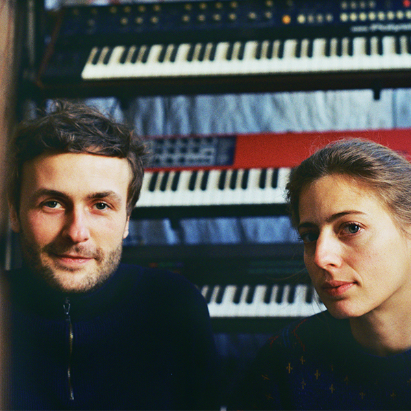 init-charts-picture-cover