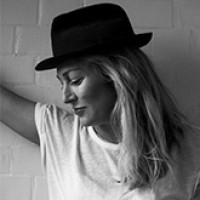 sophie-lloyd-charts-picture-cover