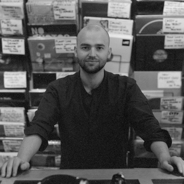 luther-may-22-charts-picture-cover