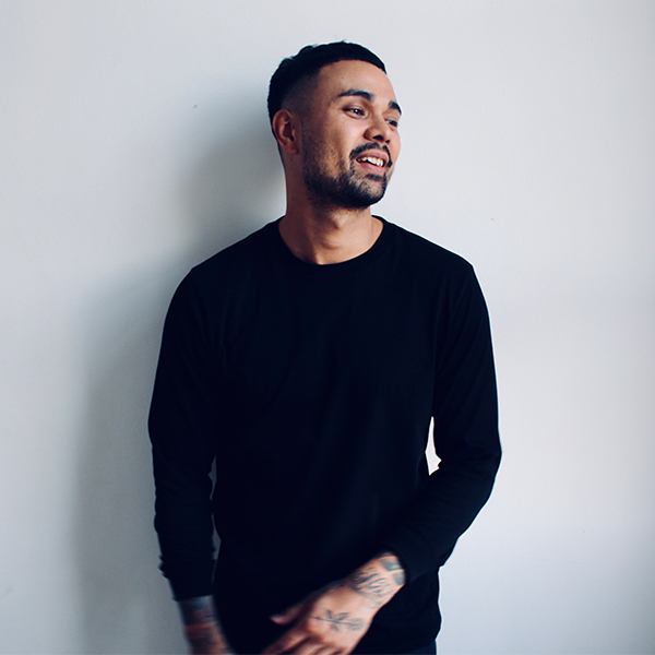 revivis-charts-picture-cover