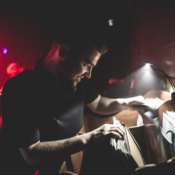 luther-october-2019-charts-picture-cover