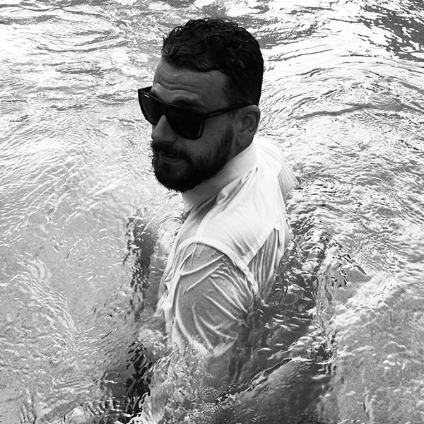 whitesquare-charts-picture-cover