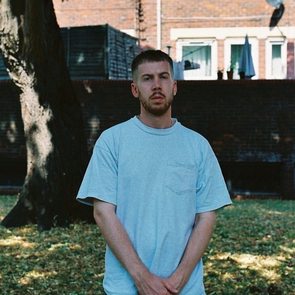 noire-charts-picture-cover