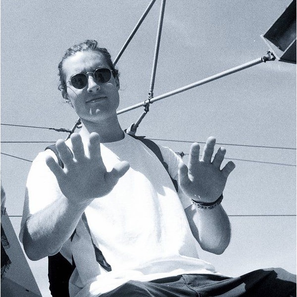 miles-october-2018-charts-picture-cover