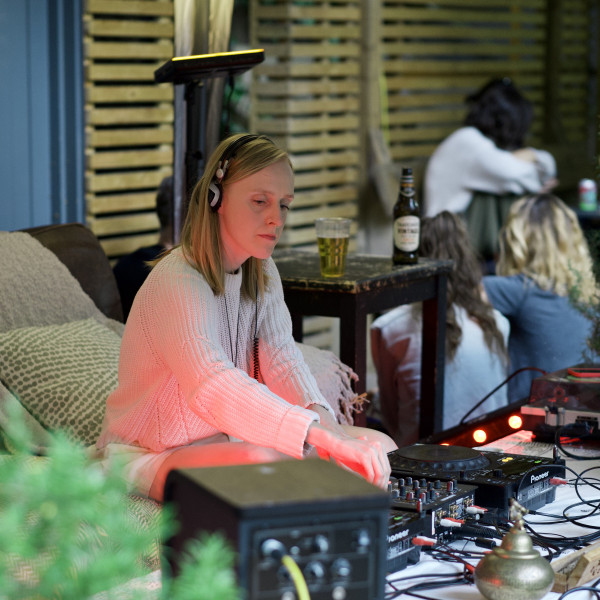 lucie-sep-21-charts-picture-cover