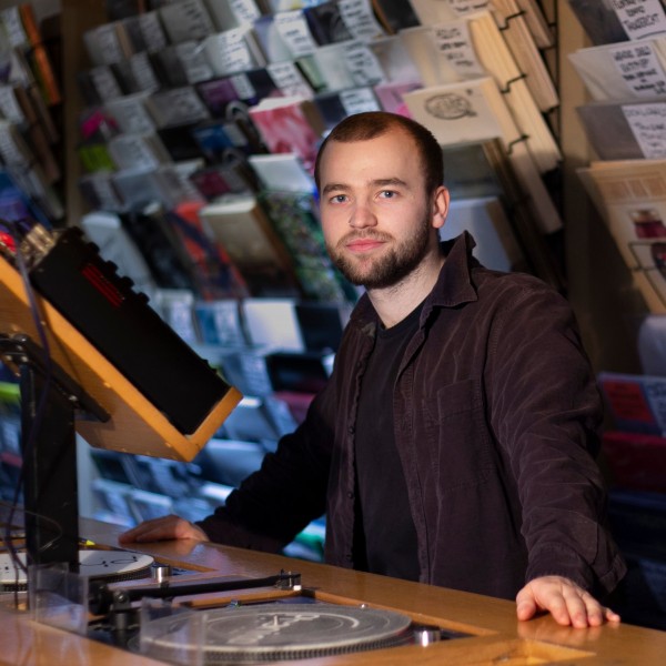 luther-mar-21-charts-picture-cover